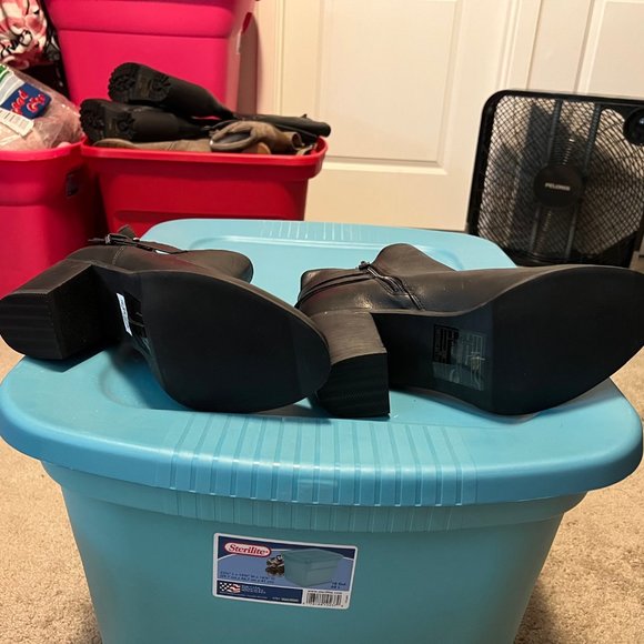 Torrid Black Double Strap Buckle Booties Size 10 Wide Width NWOB - Picture 4 of 5